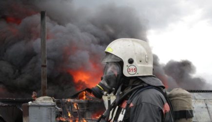 Крупный пожар вспыхнул ранним утром на трансформаторной подстанции в Крыму
