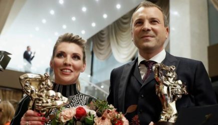 Разведены или нет: как складывается личная жизнь Скабеевой и Попова в 2022 году