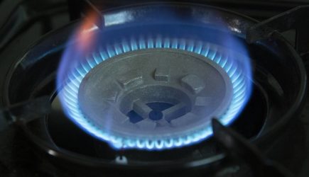 Финляндия продолжает покупать газ у России
