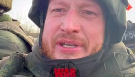 Известный российский военкор получил ранение в ДНР