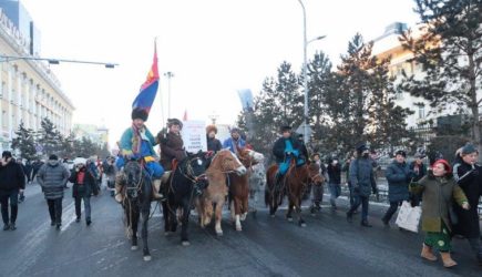 В Монголии на фоне протестов аресты и задержания