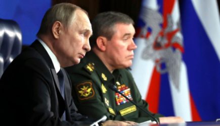 Армейский анекдот от главы Генштаба Герасимова: Заслушался даже Путин