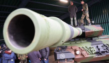 ФРГ предоставит Украине самый большой пакет военной помощи