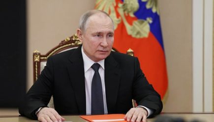 Путин подписал закон о налоговых уведомлениях на «Госуслугах»