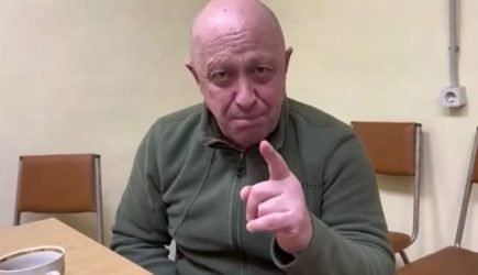 «Нужно будет защищать Москву»: Пригожин объяснил, почему МО РФ не дает снаряды бойцам на фронте