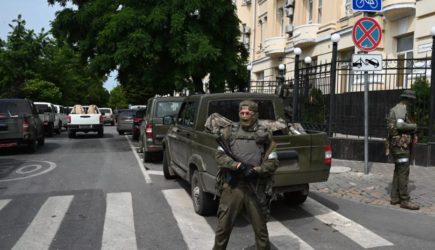 В Воронеже заявили о повреждении 19 домов из-за перестрелки при движении бойцов «Вагнера»