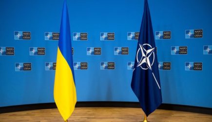 Германия не согласна с &#171;упоминанием о приглашении Украины в НАТО&#187;