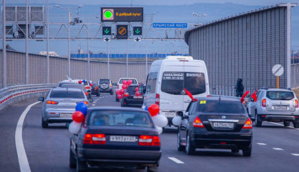 Ложь, завернутая в патриотизм: эксперт раскрыл число украинских туристов в Крыму