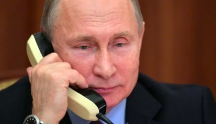 СМИ: Путин неожиданно позвонил Нетаньяху и общался с ним 50 минут