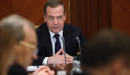 Медведев предрек апокалипсис в случае войны НАТО с Россией