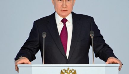 Путин: Большая многодетная семья должна стать нормой 