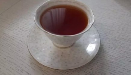 Можно ли пить заваренный чай на следующий день: ответ, который удивит