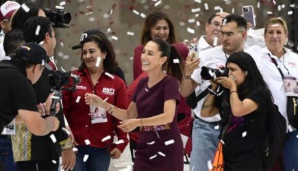 Первая женщина — президент Мексики: «Поза подчиненного в общении с США неприемлема»