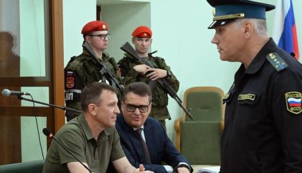 Арестованного генерала Попова предложили отправить на СВО. Это позволит приостановить его дело