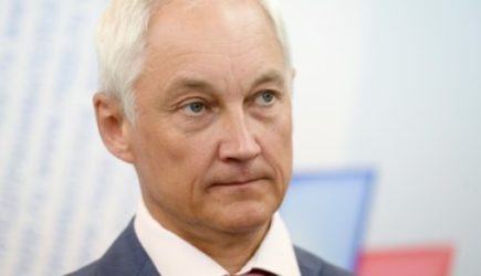 Белоусов заявил, что Запад целенаправленно затягивает кризис на Украине