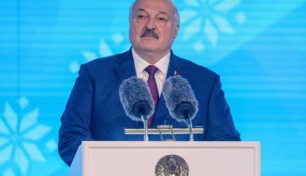 Лукашенко заявил о подготовке людей к своему уходу с поста президента