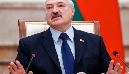 Лукашенко упрекнул страны СНГ за нечестное отношение к России