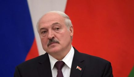 Лукашенко: атака на вертолёт президента означает войну, украинцам она не нужна