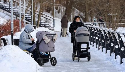 С 1 февраля повысят социальные выплаты. Кому сделают прибавку и на сколько