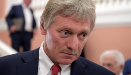 Песков: требования Зеленского дать Украине ядерное оружие «граничат с безумием»