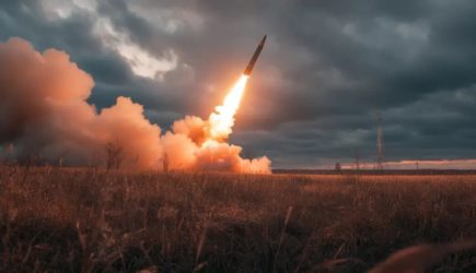 Над Киевом огненное зарево, повсюду дым: Фото последствий ударов впечатляют. Возмездие было мощным