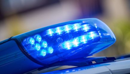 Преступники открыли огонь на свадьбе и попали в невесту