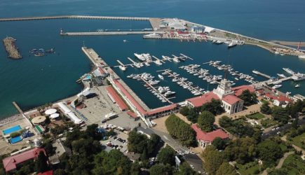 Назван лучший город России для курортных романов