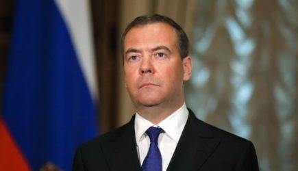 Медведев прокомментировал судьбу русофобов в ЕС сигналами станции «Судного дня»