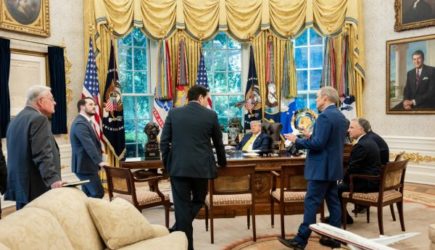 Пошлины США для Индии прикрыли российской нефтью: Дели отказался идти на уступки