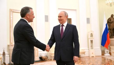 Ушаков: Путин и Уиткофф обсуждали две темы, разговор был конструктивным