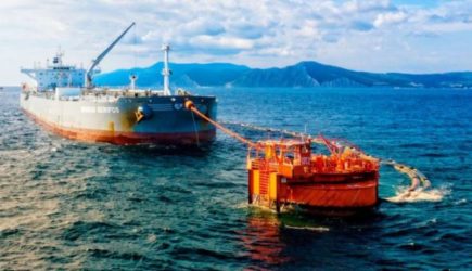 Экспорт казахской нефти покинул Азербайджан: на российском маршруте меняют танкеры