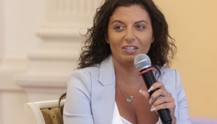 Симоньян: США управляет «глубинное государство»