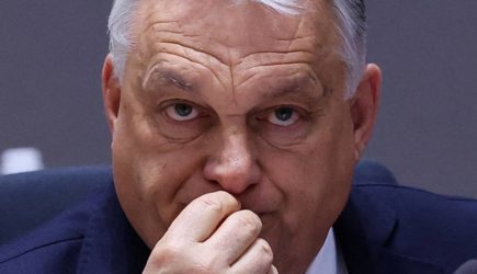 Орбан пообещал сбивать российские беспилотники в небе над ЕС