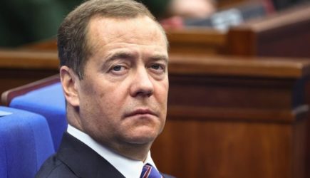 Медведев поддел Трампа с «Томагавками»
