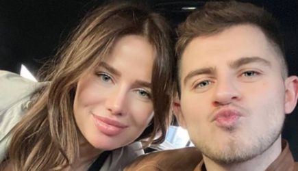 Певица Алекса объявила о разводе