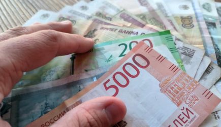 Ловкость рук? Банки тайком увеличивают срок погашения кредита. Попасться может каждый