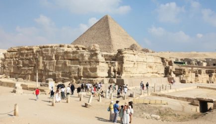 Смертельный тур к пирамидам: Погибла туристка из России, десятки ранены