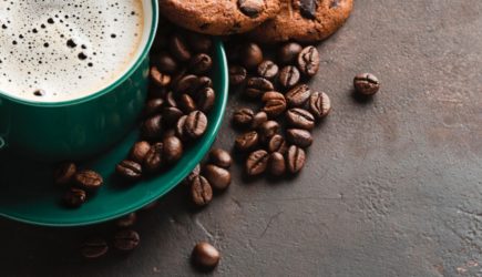 Врачи были неправы: ученые доказали, что кофе не вредит, а защищает сердце