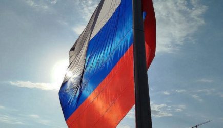 МИД Азербайджана вызвал посла России из-за попадания ракеты на посольство в Киеве