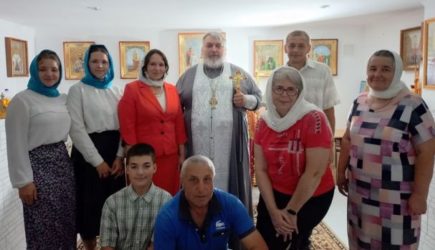 Боевики ВСУ убили в&nbsp;ДНР священника, его жену и&nbsp;семью прихожан с&nbsp;ребенком