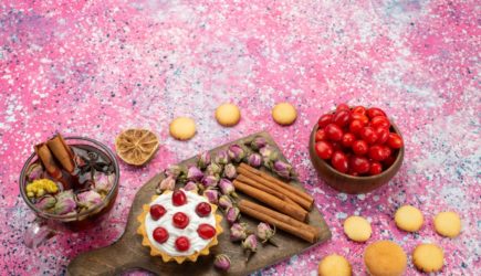 Дело не в силе воли: 4 научные причины, почему вас так тянет на сладкое