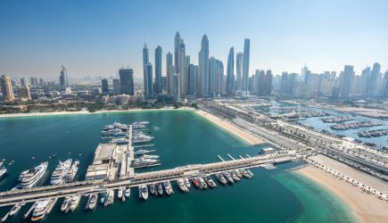 Активы россиян в одной стране достигли триллиона рублей