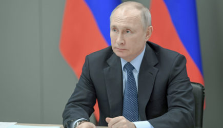 В ходе визита Путина в Киргизию подписано совместное заявление и семь документов