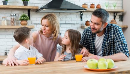 &#171;Продукт, который я не куплю никогда&#187;: врач объяснила, почему популярный полуфабрикат опасен для всей семьи