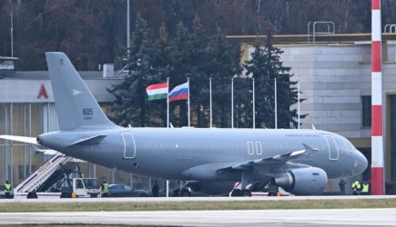 Орбан прибыл в Москву