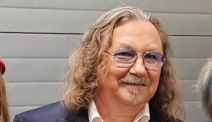 «Она знает мой номер»: Николаев ответил на гневные претензии Пугачевой