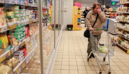 Россиянам предрекли тяжелые времена со словами &laquo;это плата за то, что происходит&raquo;