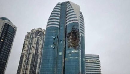 Беспилотники ВСУ атаковали высотный комплекс «Грозный-Сити» в столице Чечни