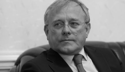 Умер посол России в КНДР