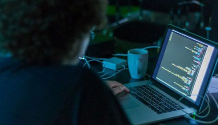 Появилась информация о том, когда ИИ начнет содействовать черным хакерам в создании вирусов